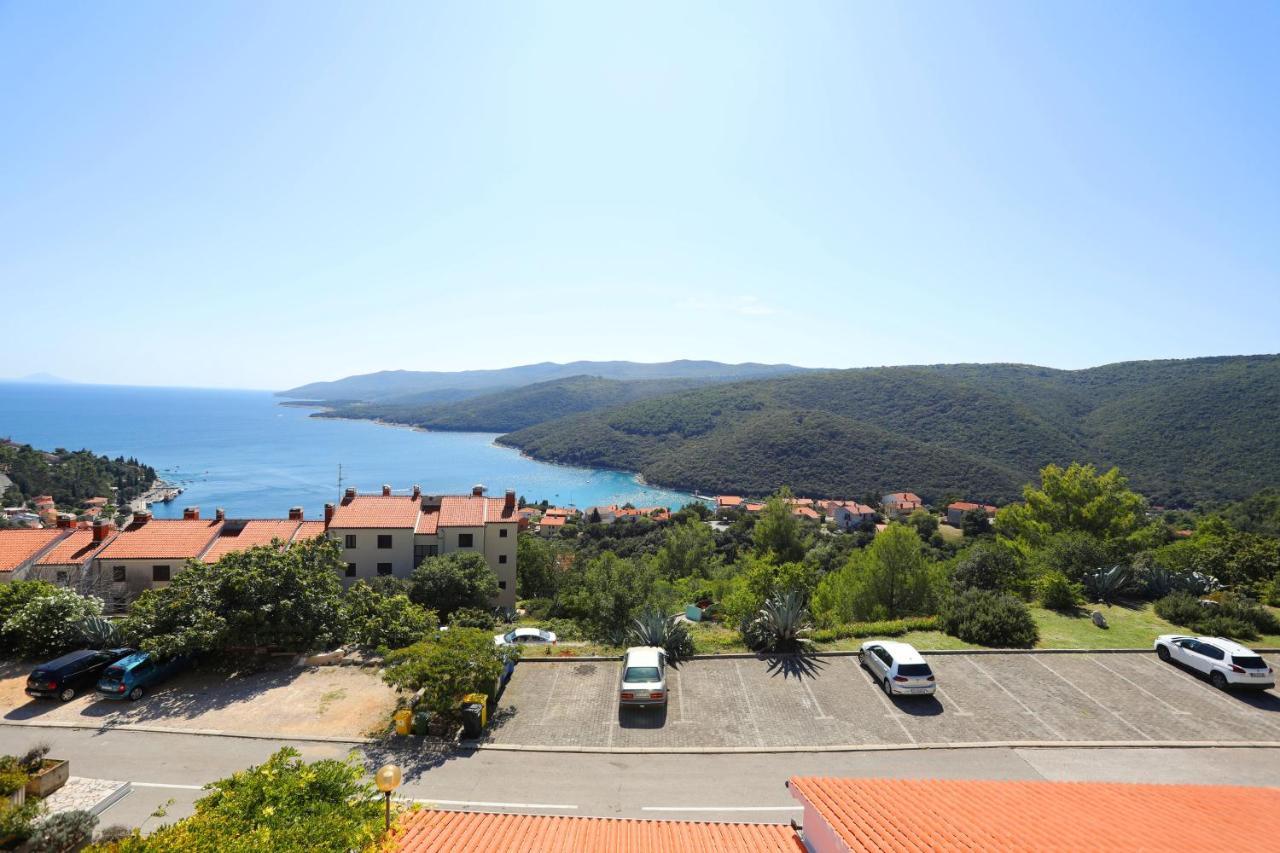 Greenhouse Family Apartments Rabac Exterior photo